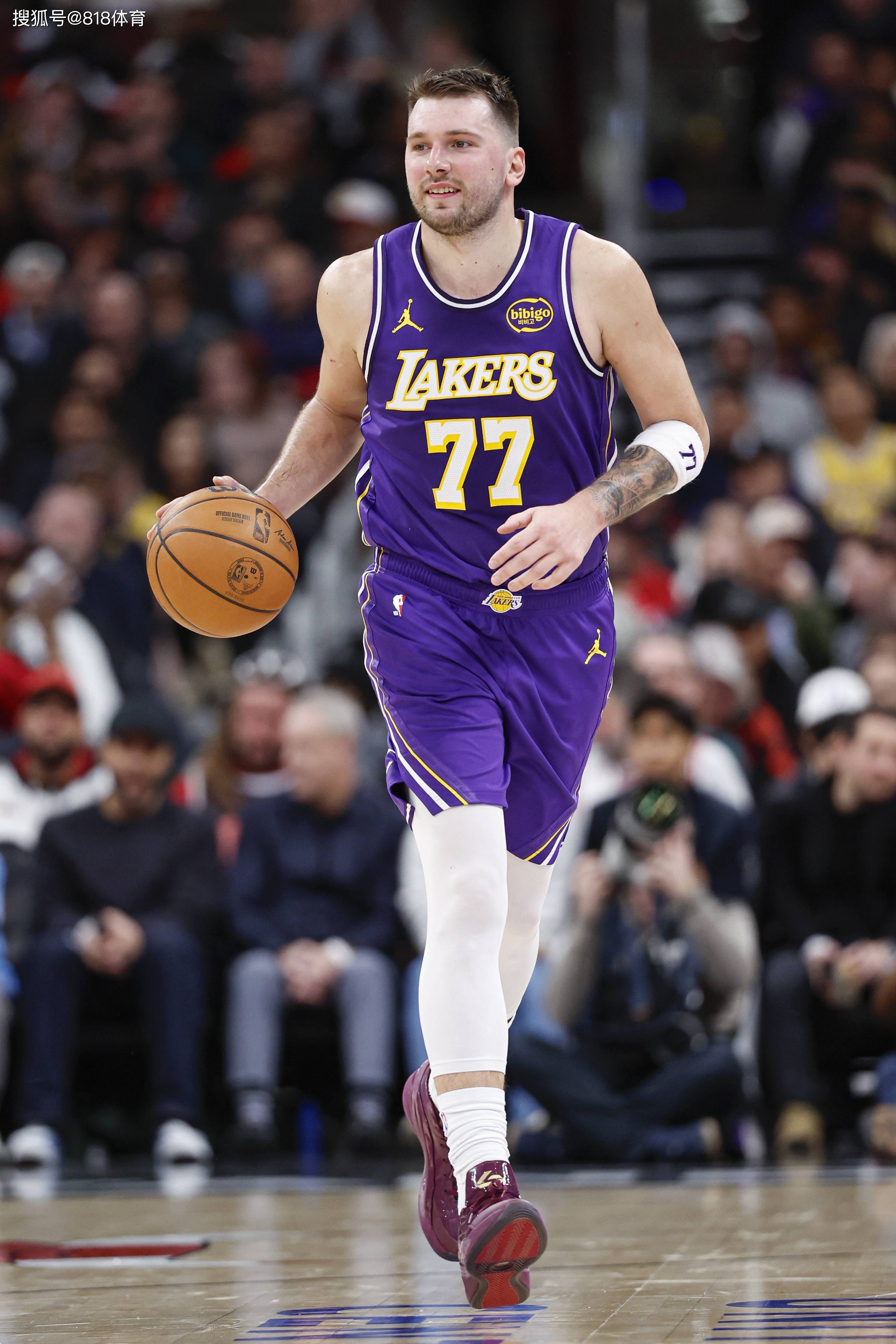 旺财28-东契奇迎来十赛季高光表现，篮网球迷沸腾！的简单介绍