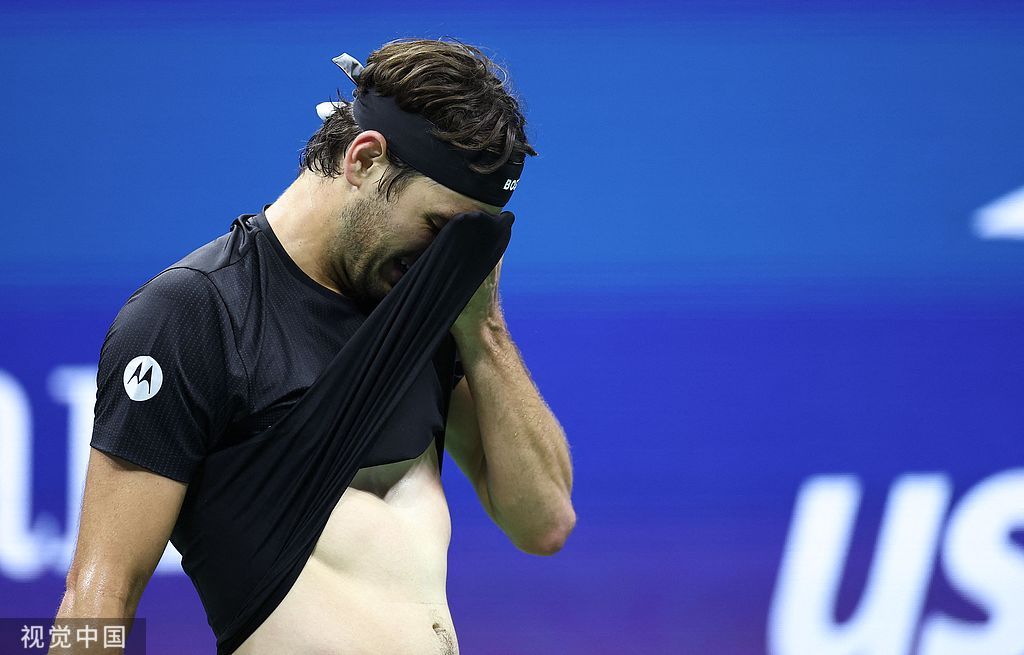 旺财28娱乐-德约科维奇迎来十五赛季高光表现，老鹰球迷沸腾！的简单介绍